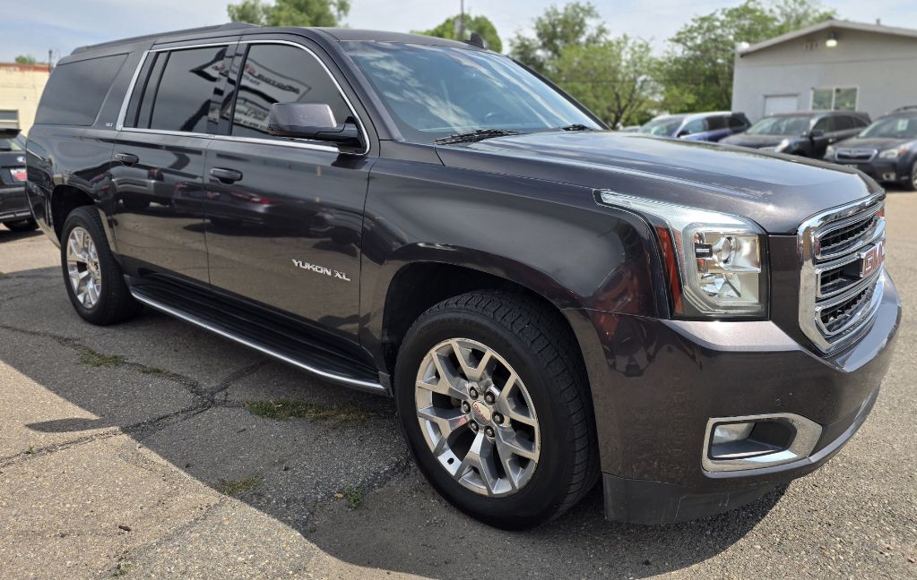 2016 GMC Yukon Image 3