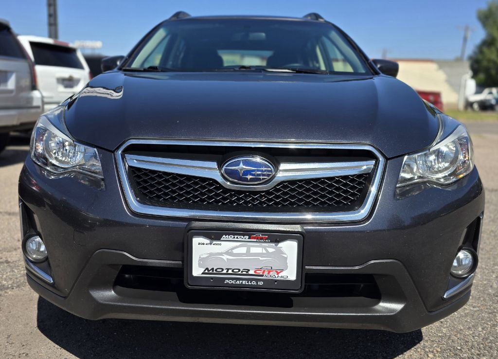 2017 Subaru Crosstrek Image 2
