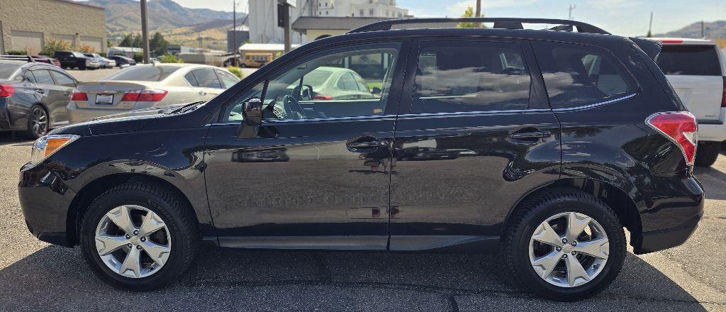 2016 Subaru Forester Image 8