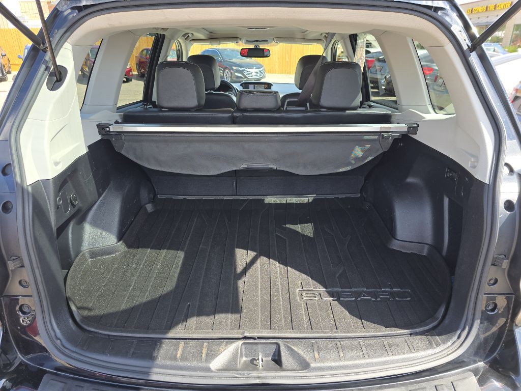2016 Subaru Forester Image 17