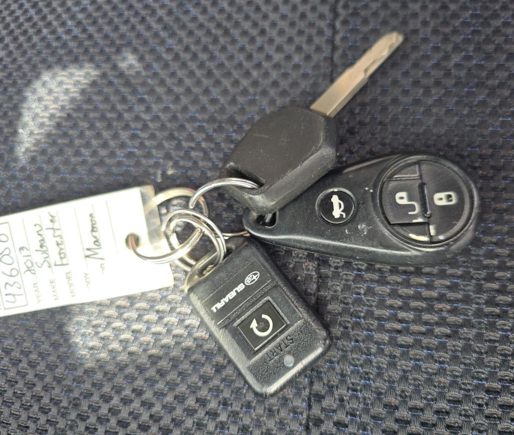 2013 Subaru Forester Image 21