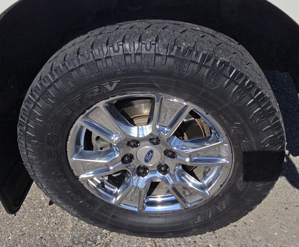 2015 Ford F-150 Image 9