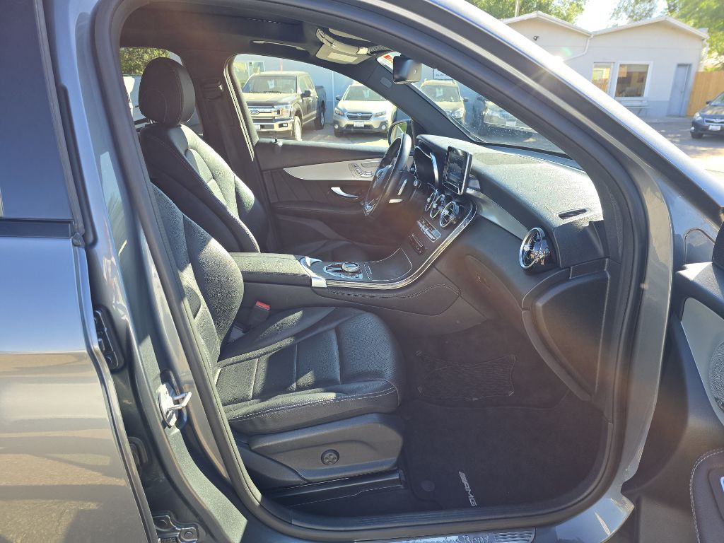 2019 Mercedes-Benz GLC-Class Image 19