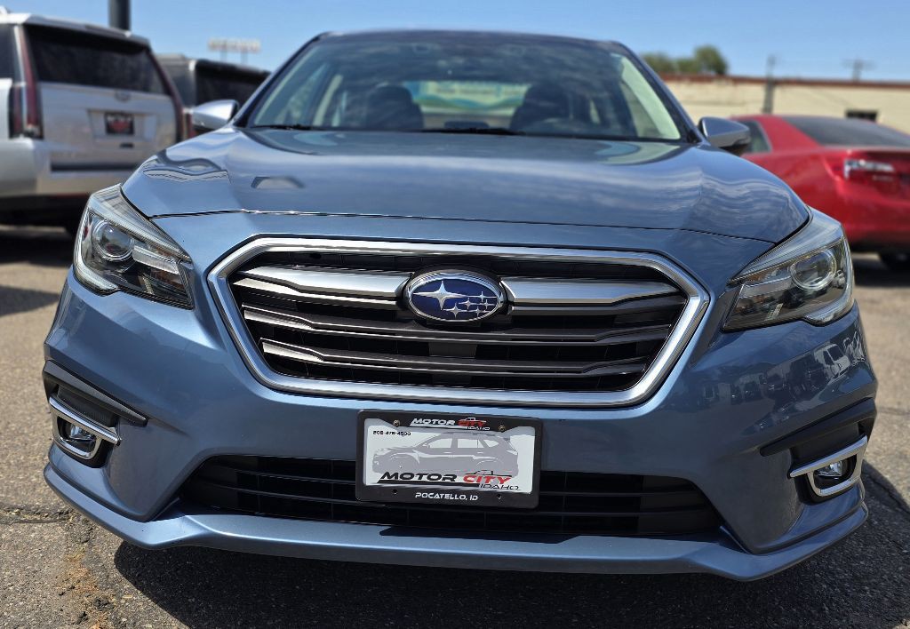 2018 Subaru Legacy Image 2