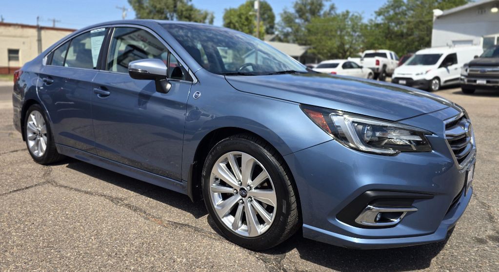 2018 Subaru Legacy Image 3