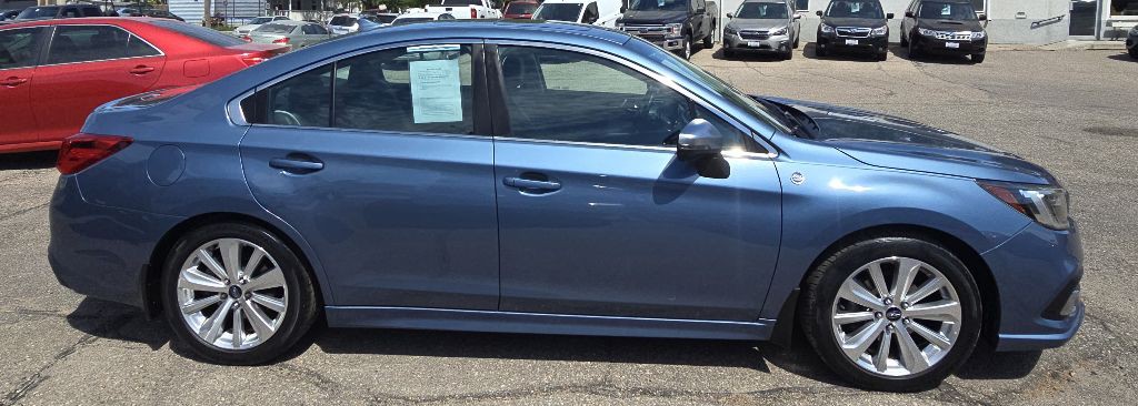 2018 Subaru Legacy Image 4