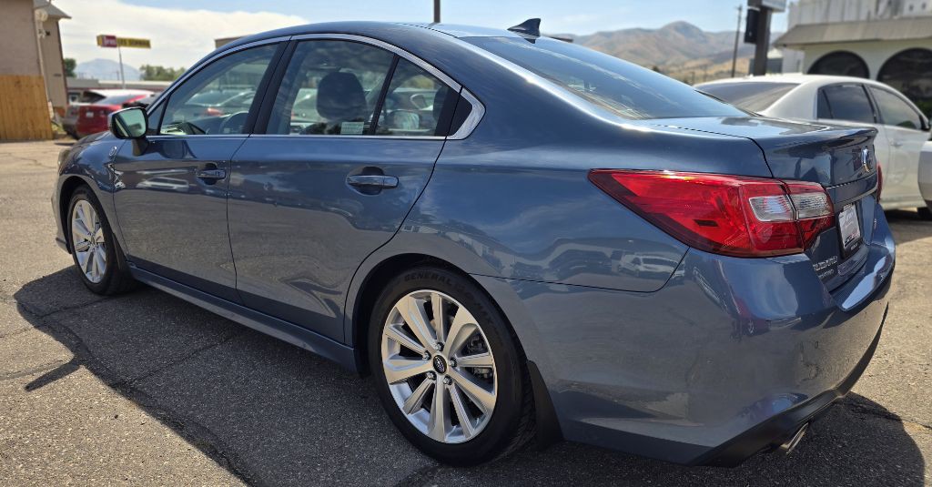 2018 Subaru Legacy Image 7