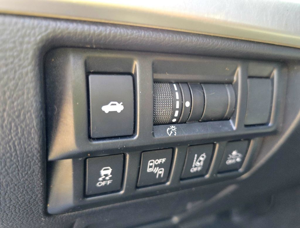 2018 Subaru Legacy Image 14
