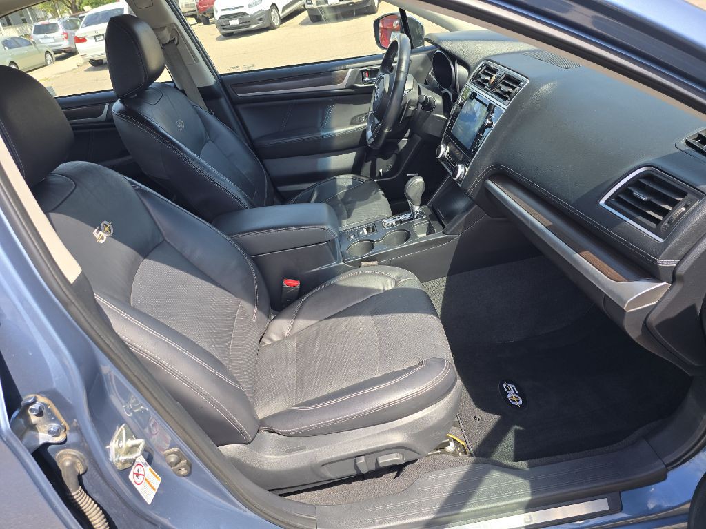 2018 Subaru Legacy Image 21