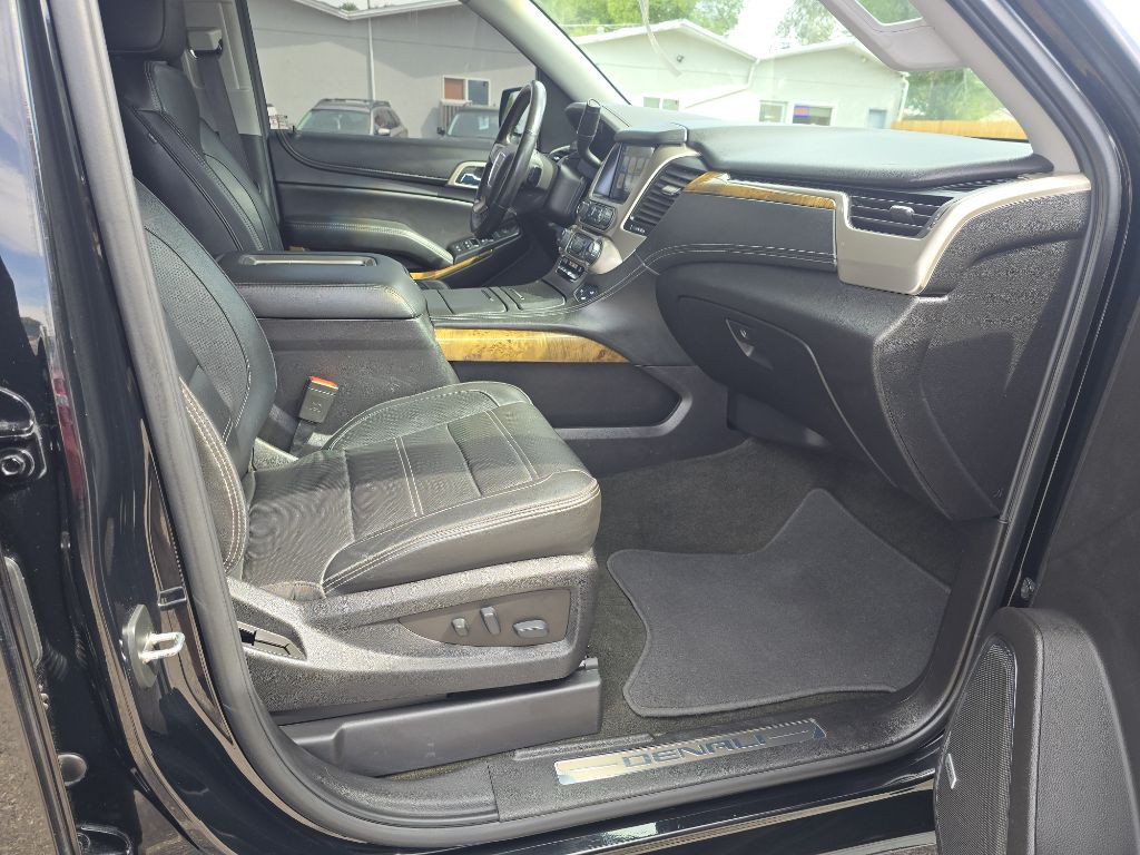 2017 GMC Yukon Image 19