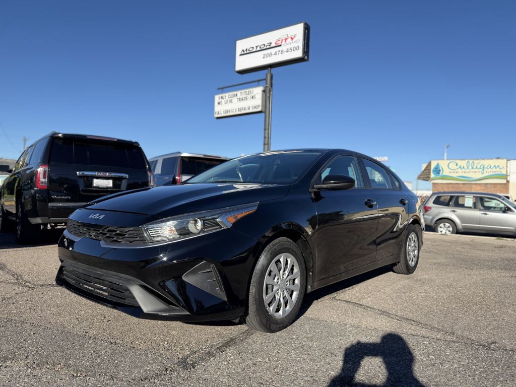 2023 Kia Forte Image 1