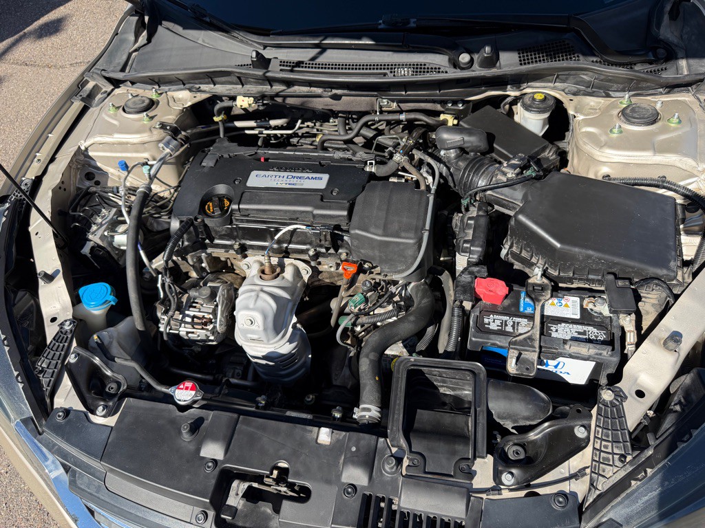 2014 Honda Accord Image 19