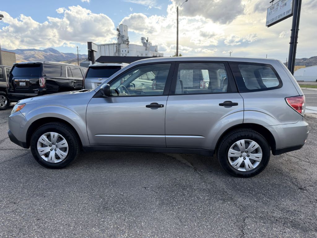 2011 Subaru Forester Image 8