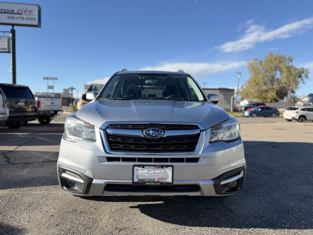 2018 Subaru Forester Image 2