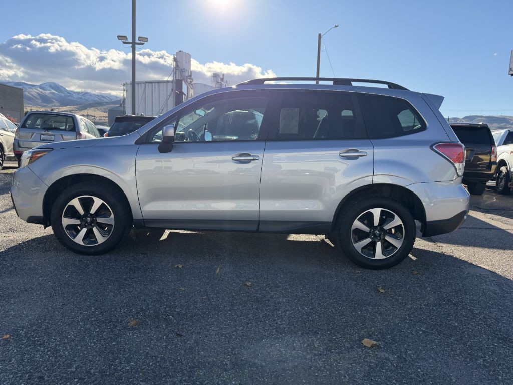 2018 Subaru Forester Image 8