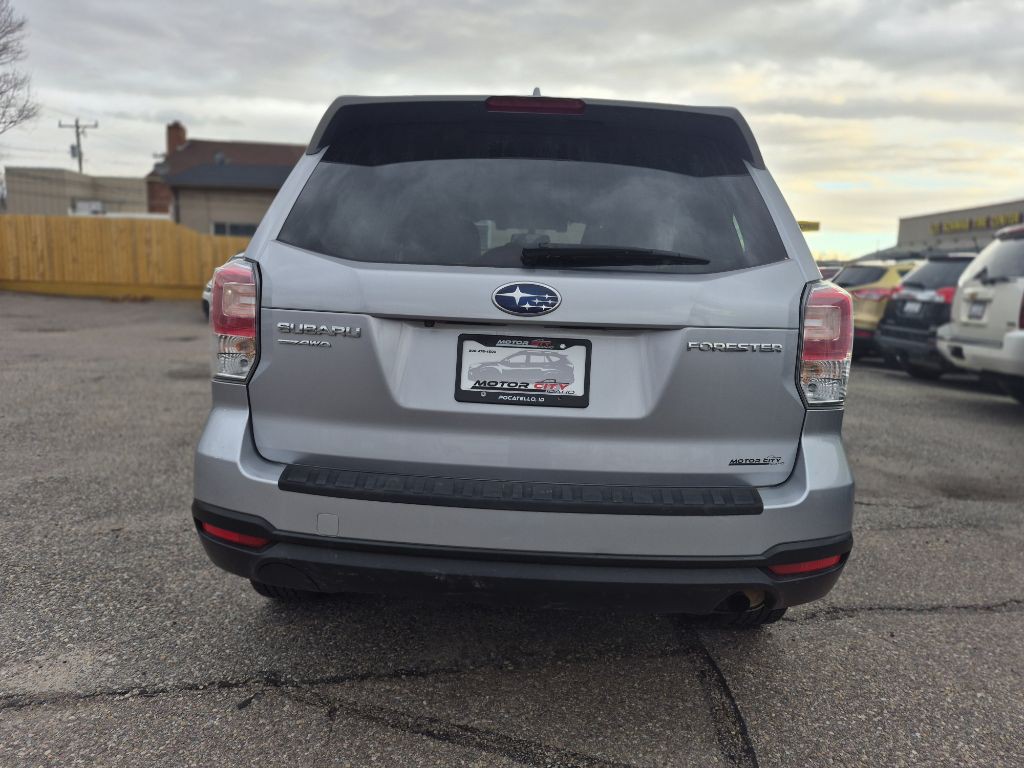 2018 Subaru Forester Image 6