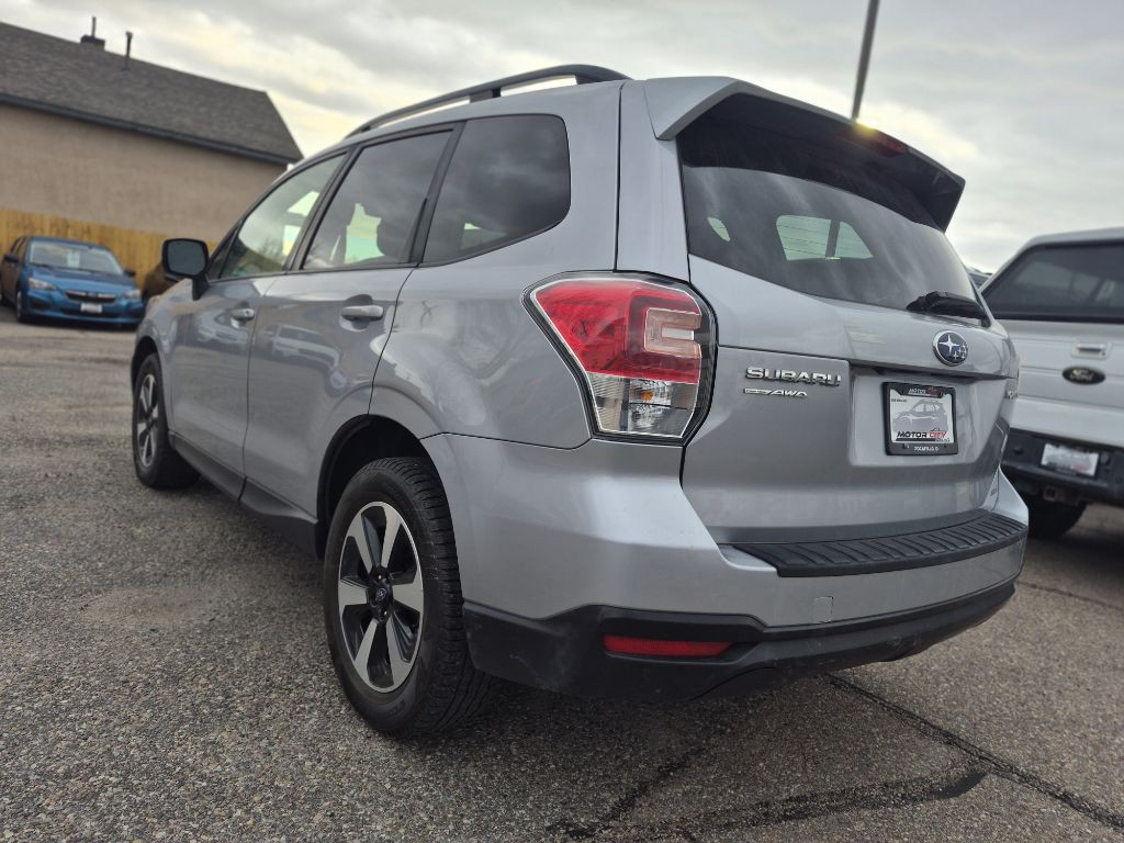 2018 Subaru Forester Image 7