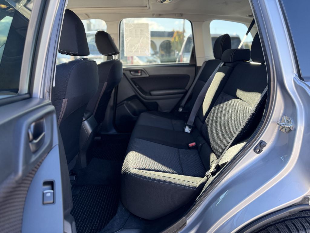 2018 Subaru Forester Image 11
