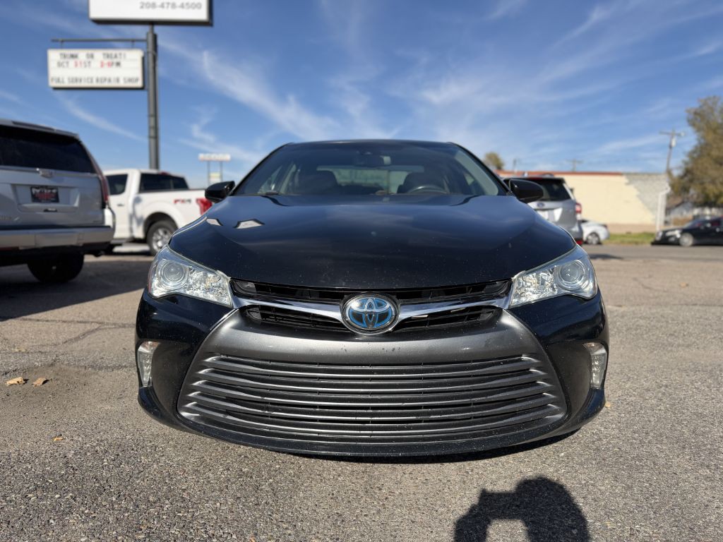2015 Toyota Camry Image 2