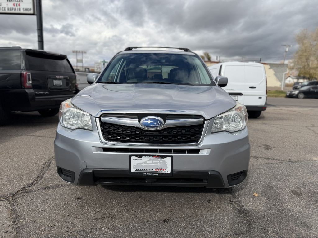 2016 Subaru Forester Image 2