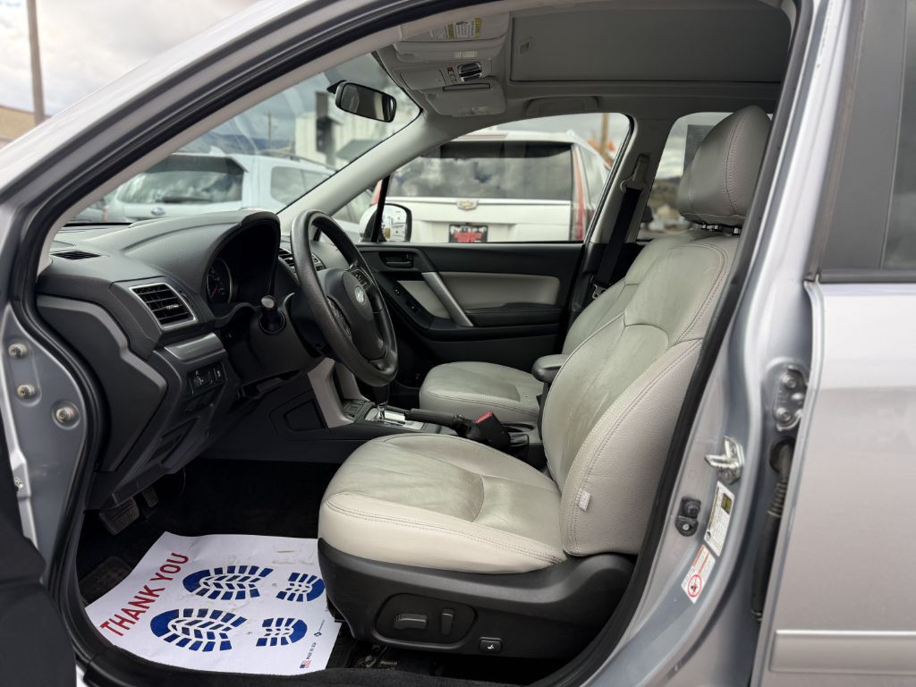 2016 Subaru Forester Image 10