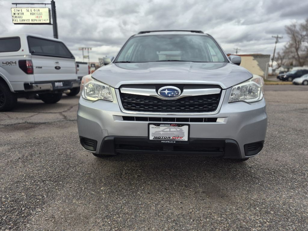 2016 Subaru Forester Image 2