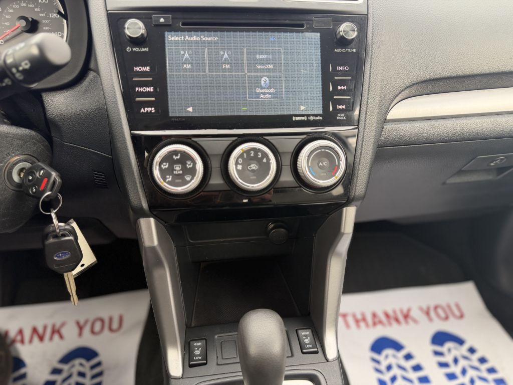 2016 Subaru Forester Image 16