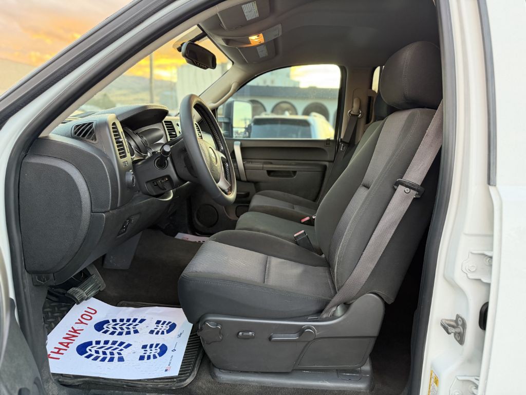 2011 Chevrolet Silverado 1500 Image 10