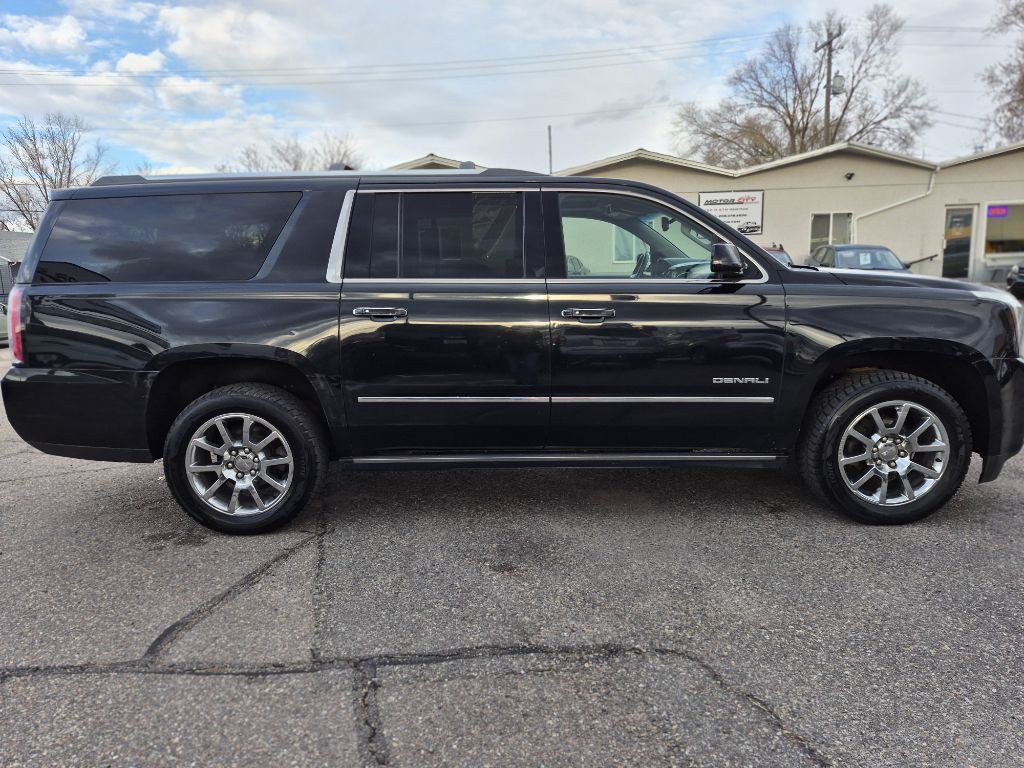 2015 GMC Yukon Image 4