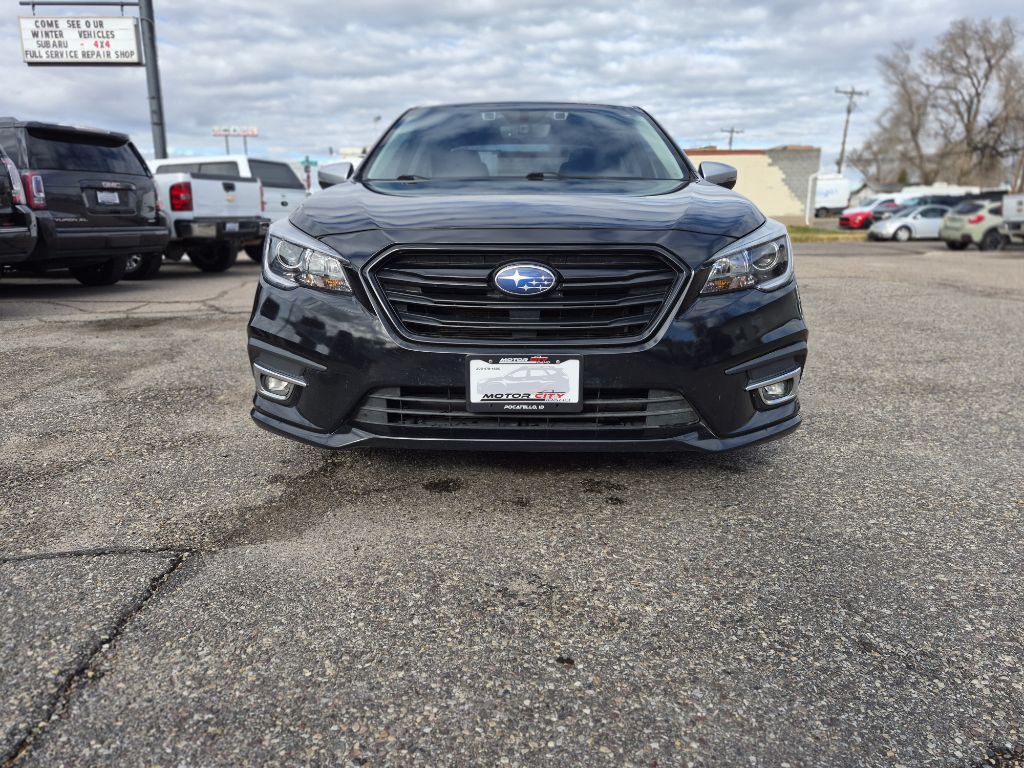 2018 Subaru Legacy Image 2
