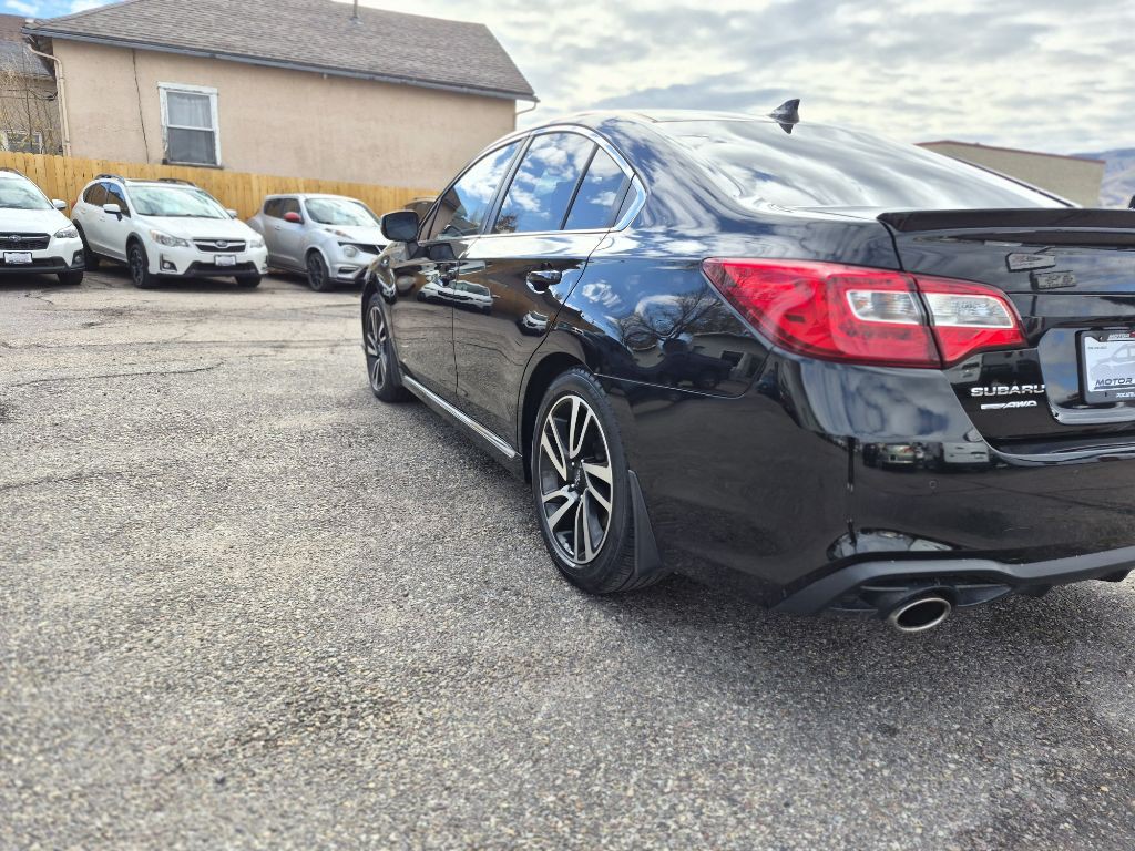 2018 Subaru Legacy Image 7