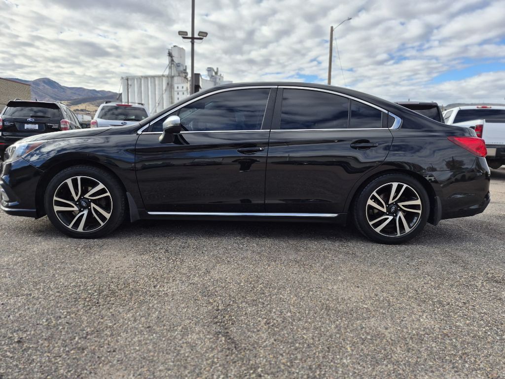2018 Subaru Legacy Image 8