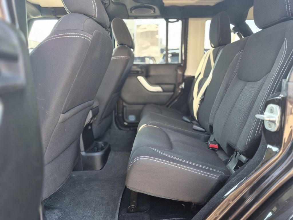 2013 Jeep Wrangler Unlimited Image 10