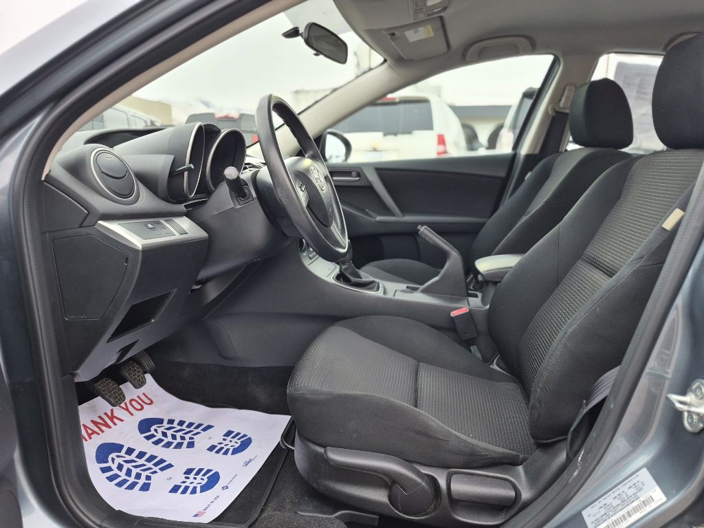 2012 Mazda Mazda3 Image 9