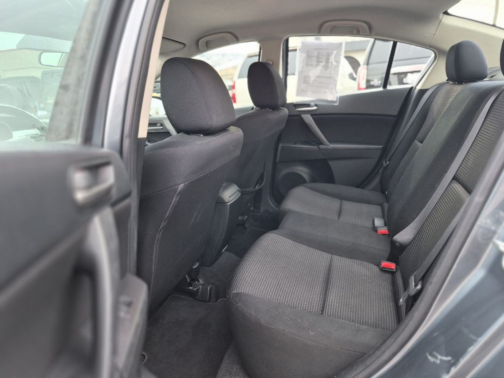 2012 Mazda Mazda3 Image 10