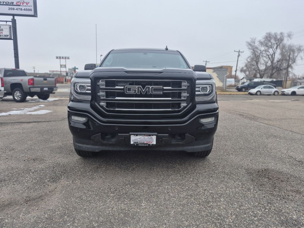2017 GMC Sierra Image 2