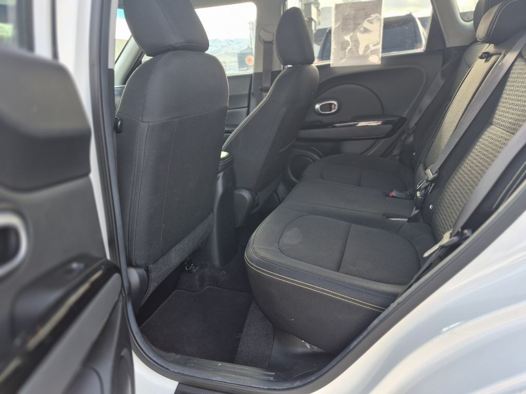 2015 Kia Soul Image 10
