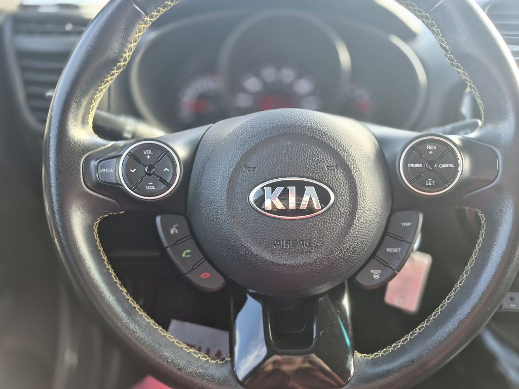 2015 Kia Soul Image 14
