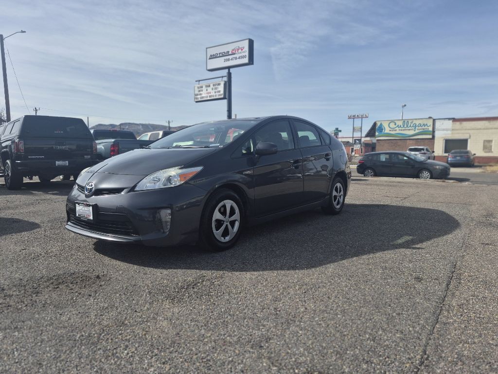 2014 Toyota Prius Image 1