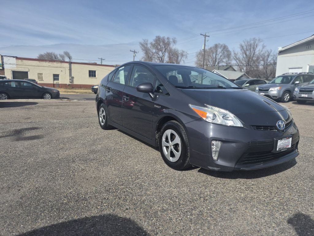 2014 Toyota Prius Image 3