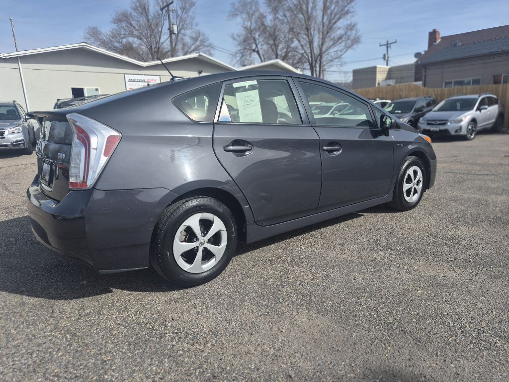 2014 Toyota Prius Image 5