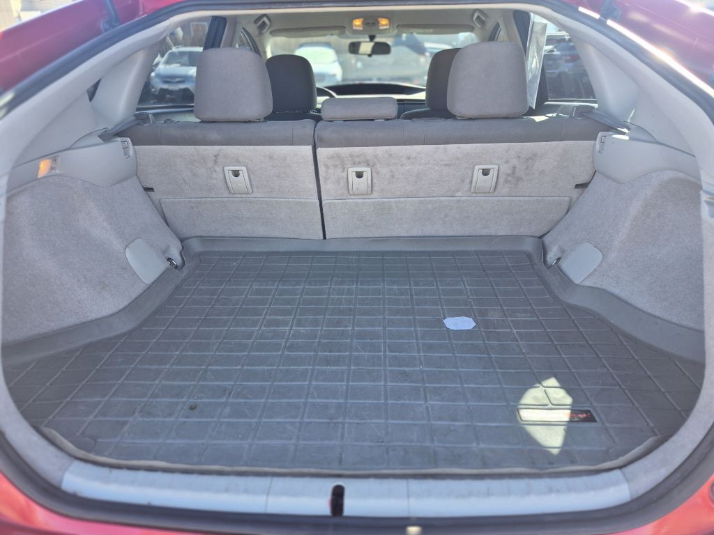 2015 Toyota Prius Image 11