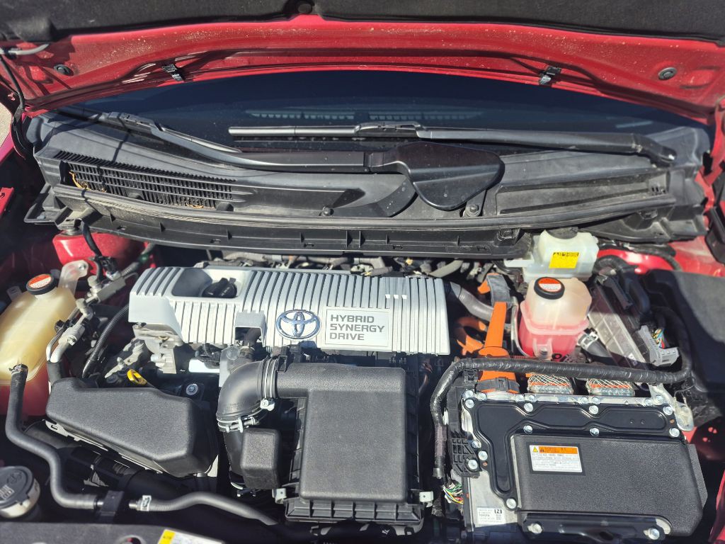 2015 Toyota Prius Image 18