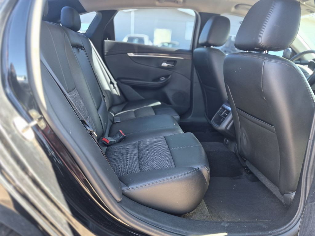 2017 Chevrolet Impala Image 12