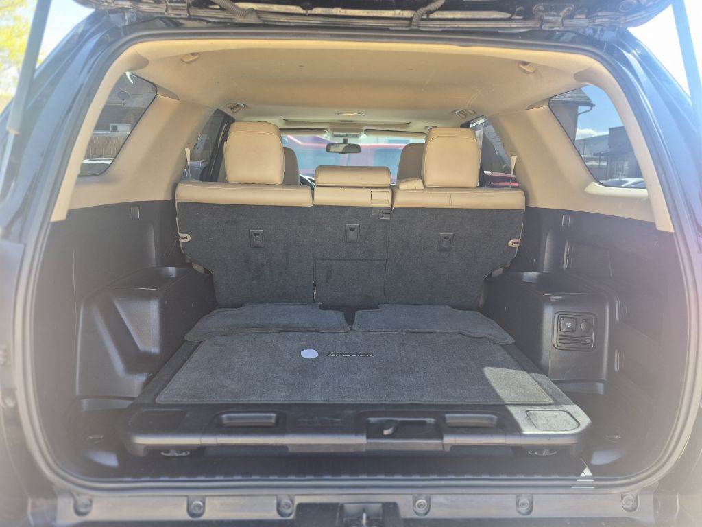 2012 Toyota 4Runner Image 11