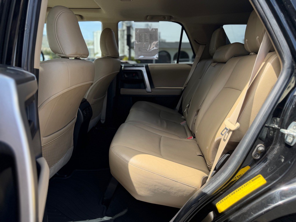 2012 Toyota 4Runner Image 10