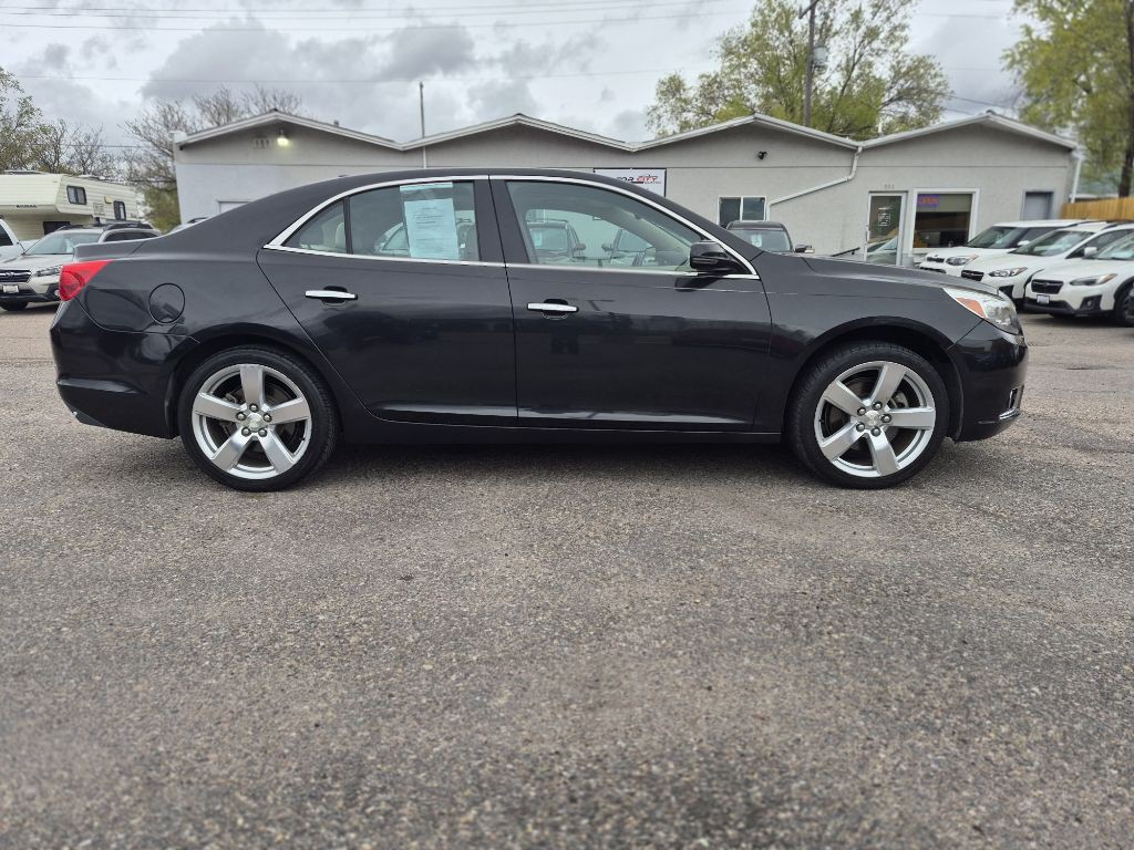 2014 Chevrolet Malibu Image 4