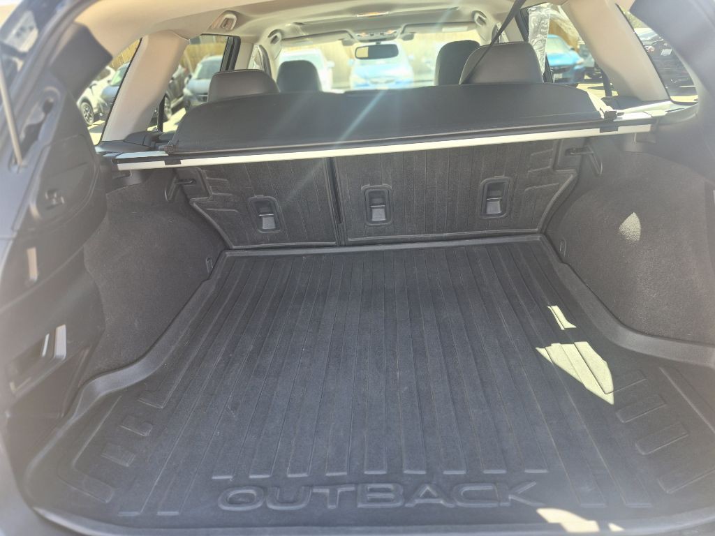 2016 Subaru Outback Image 11