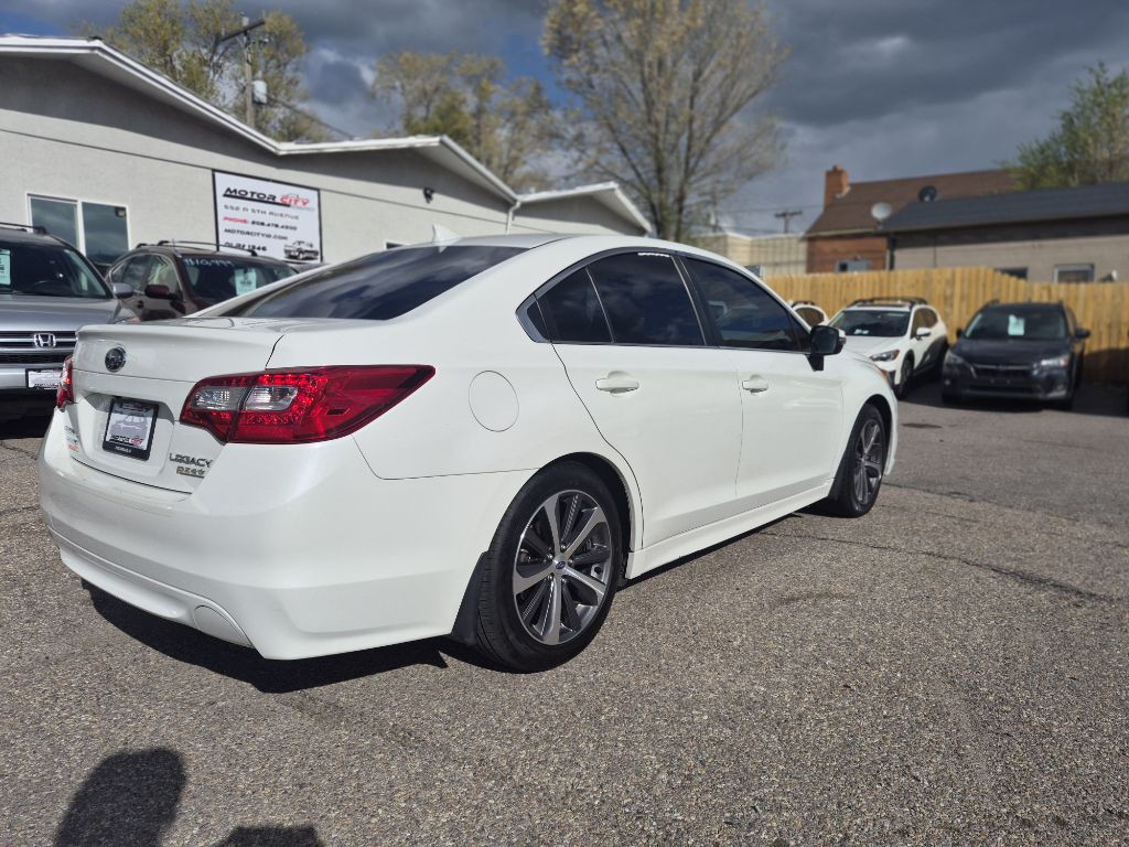 2017 Subaru Legacy Image 5