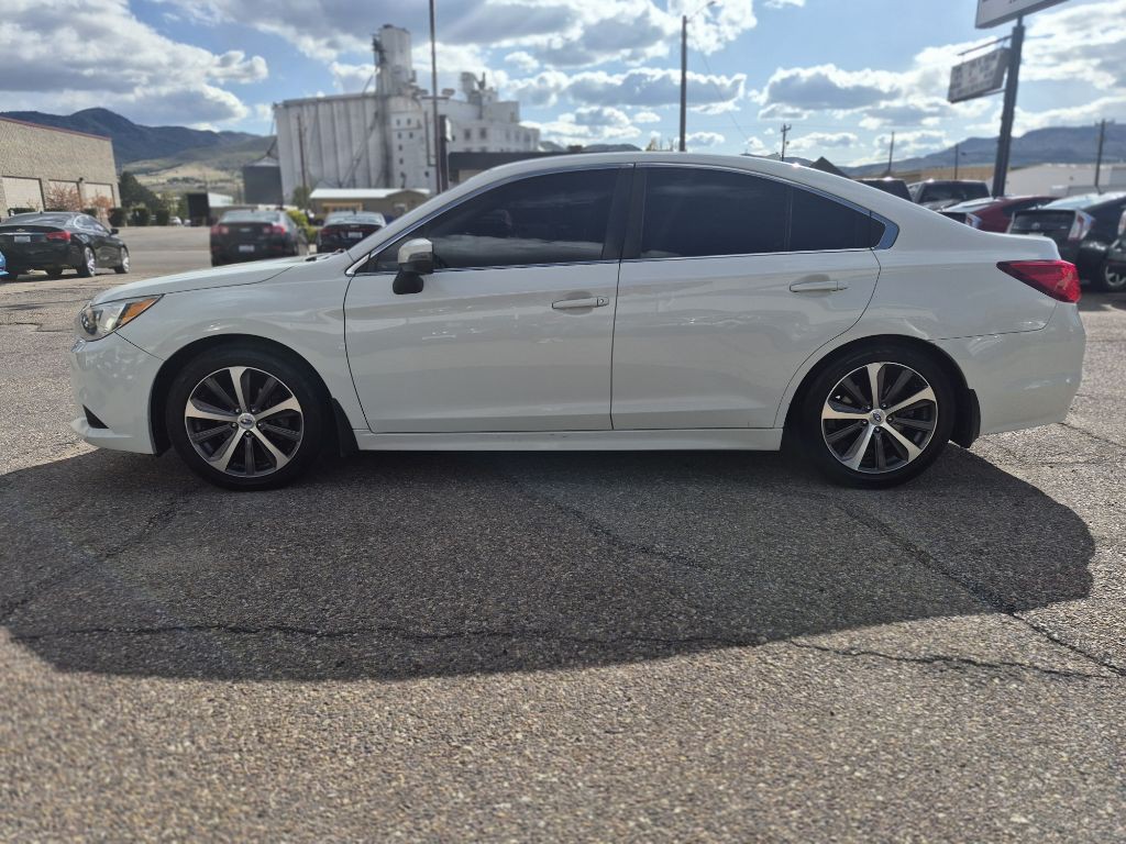 2017 Subaru Legacy Image 8